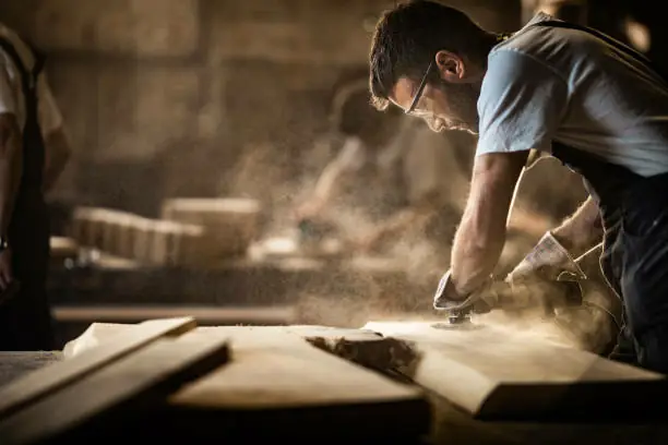 Carpenter Needed In Canada By Complete Concrete